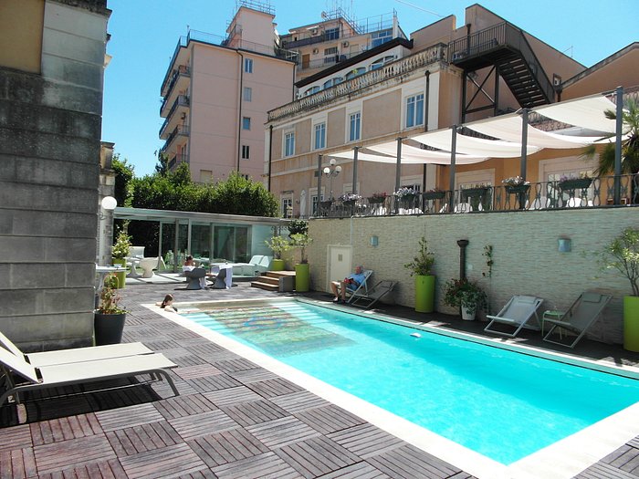 Hotel-Villa-del-Bosco-&-VdBNEXT